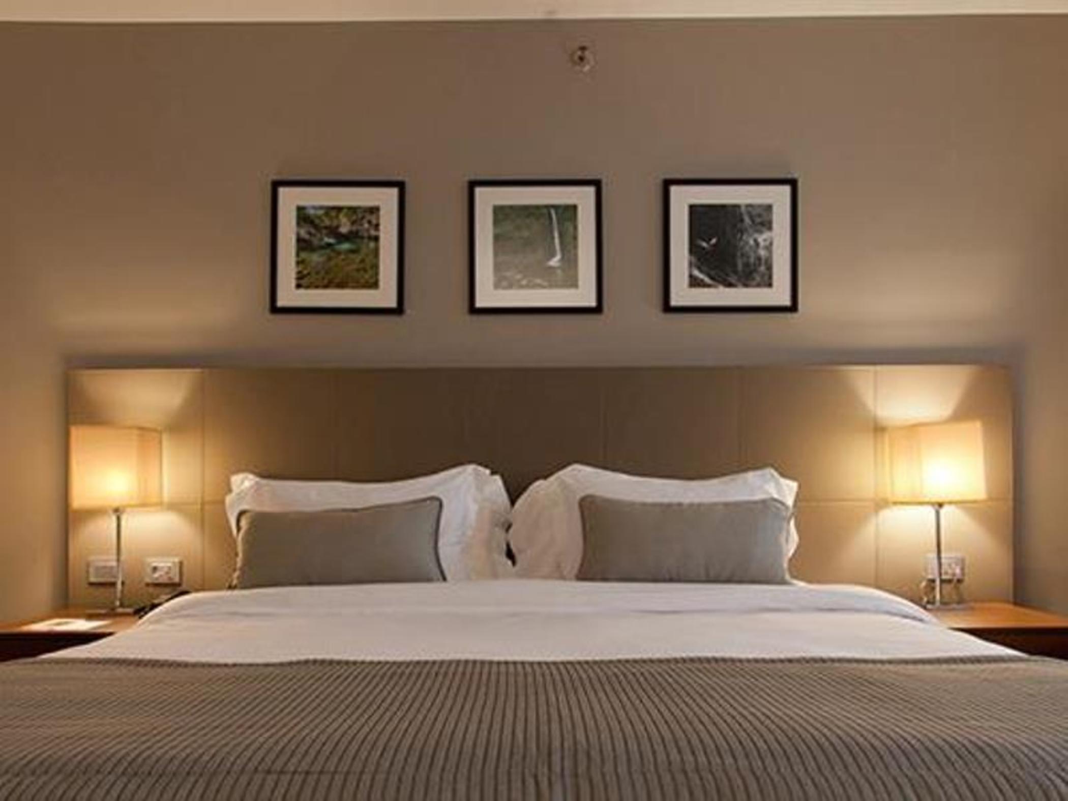ホテル Golden Tulip São José dos Campos エクステリア 写真
