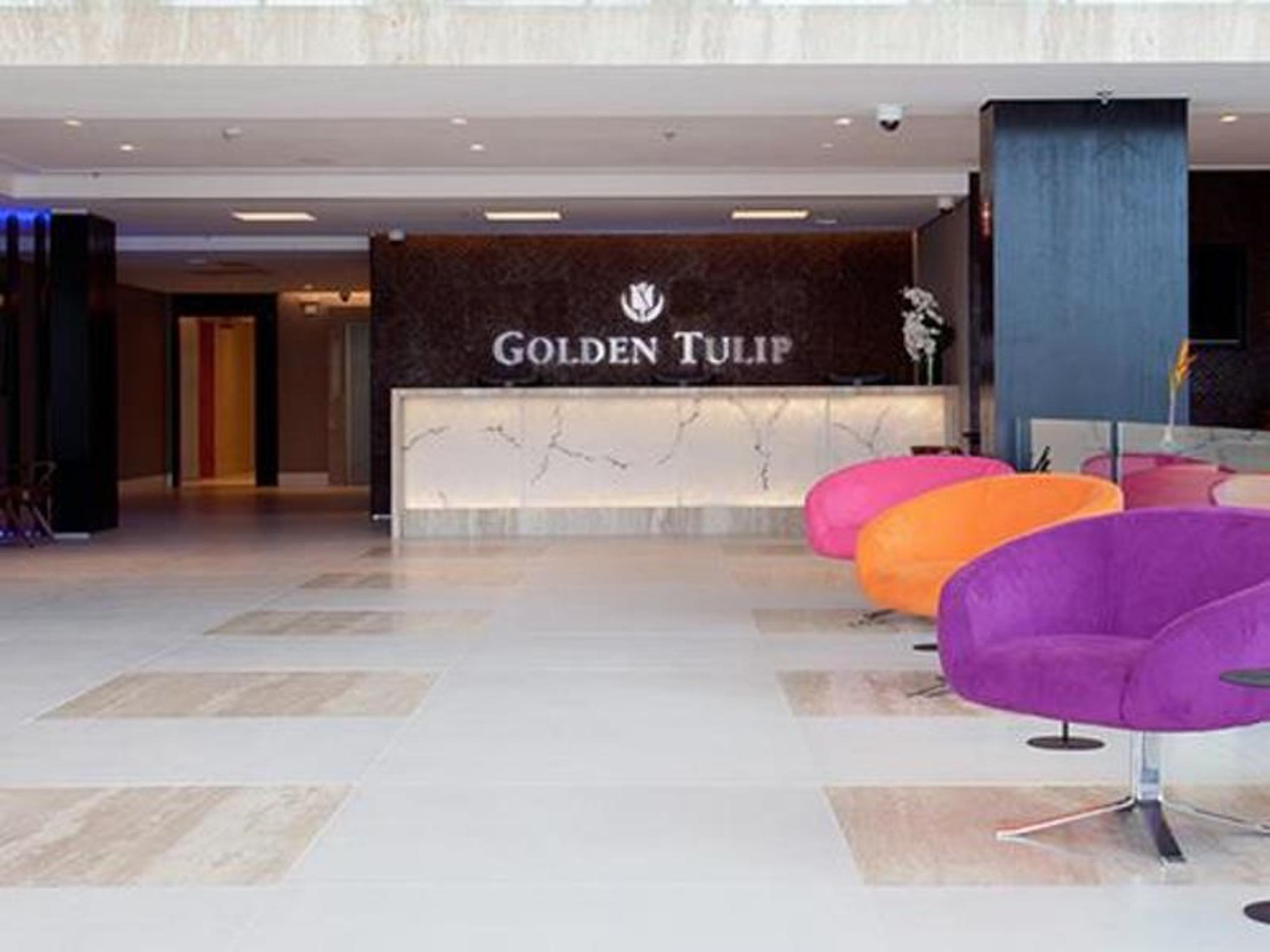 ホテル Golden Tulip São José dos Campos エクステリア 写真
