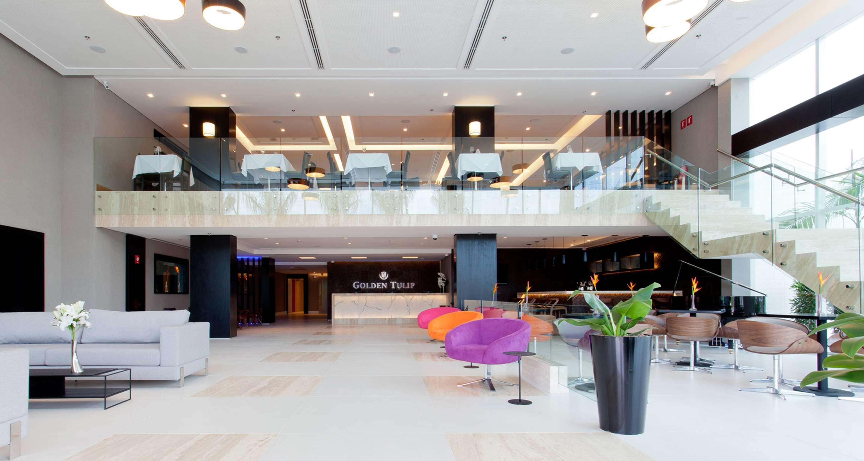 ホテル Golden Tulip São José dos Campos エクステリア 写真