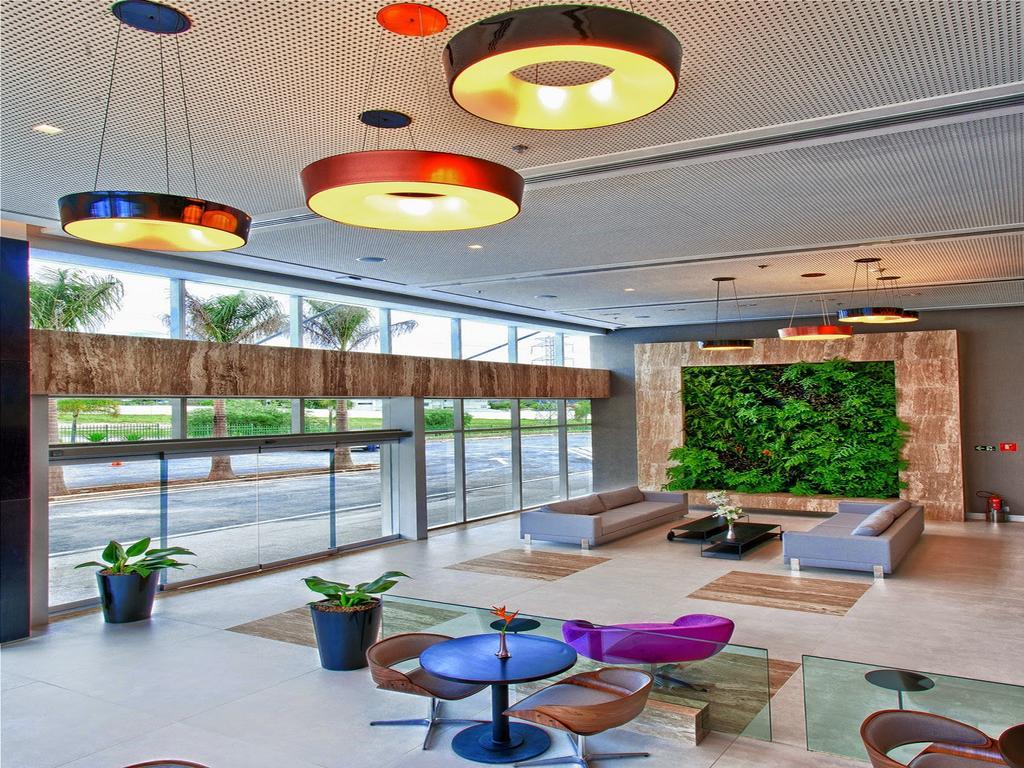 ホテル Golden Tulip São José dos Campos エクステリア 写真